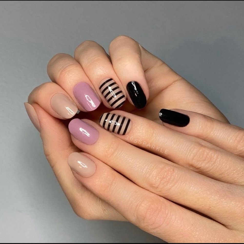 Color Street Mixed Mani (Between The Lines, Manchester, Manhattan, Giza Sands)
